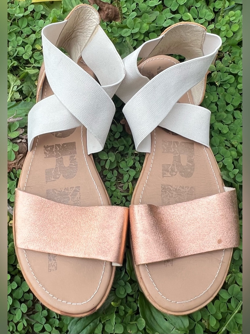 Sorel Ella Metallic Rose Gold & Elastic Sandals 10